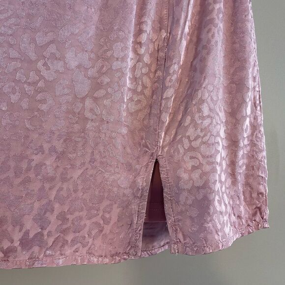 Blue Blush Purple Leopard Satin Mini Skirt || SZ L - Picture 9 of 13